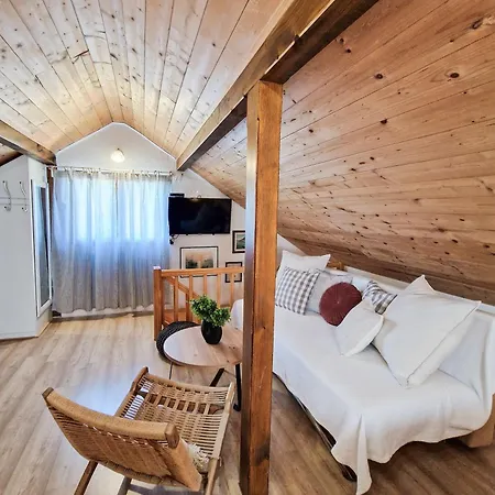 Holiday home Smokvin Hlad